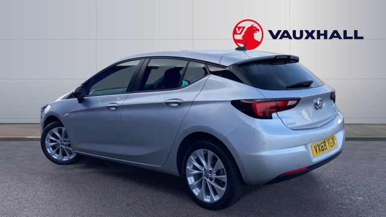 Vauxhall Astra 1.6 CDTi 16V 136 Tech Line Nav 5dr Diesel Hatchback